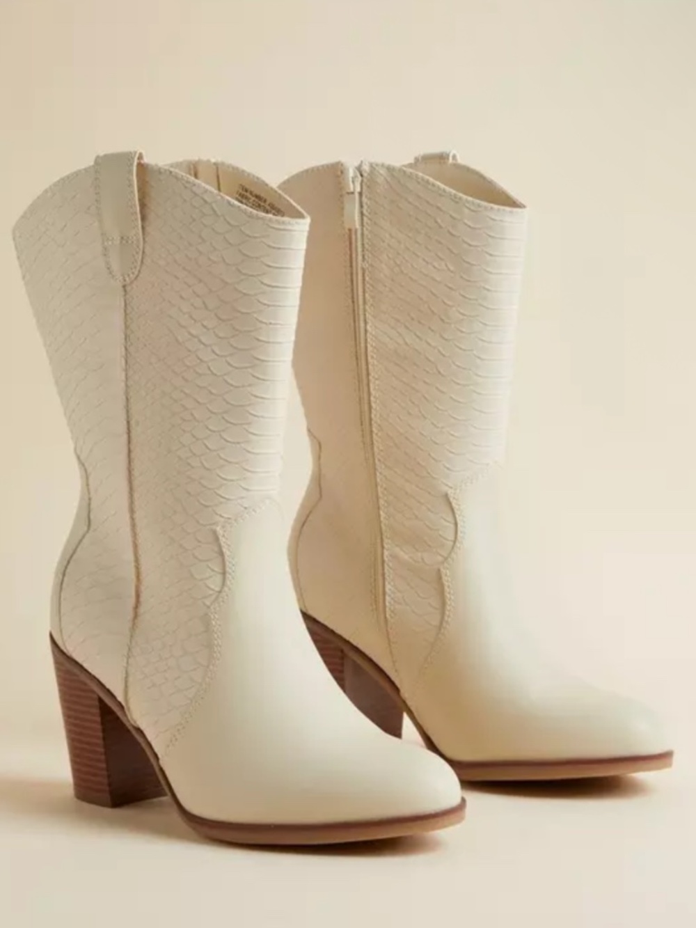 TORRID size 10WW (extra wide width) LIKE NEW cowboy boots